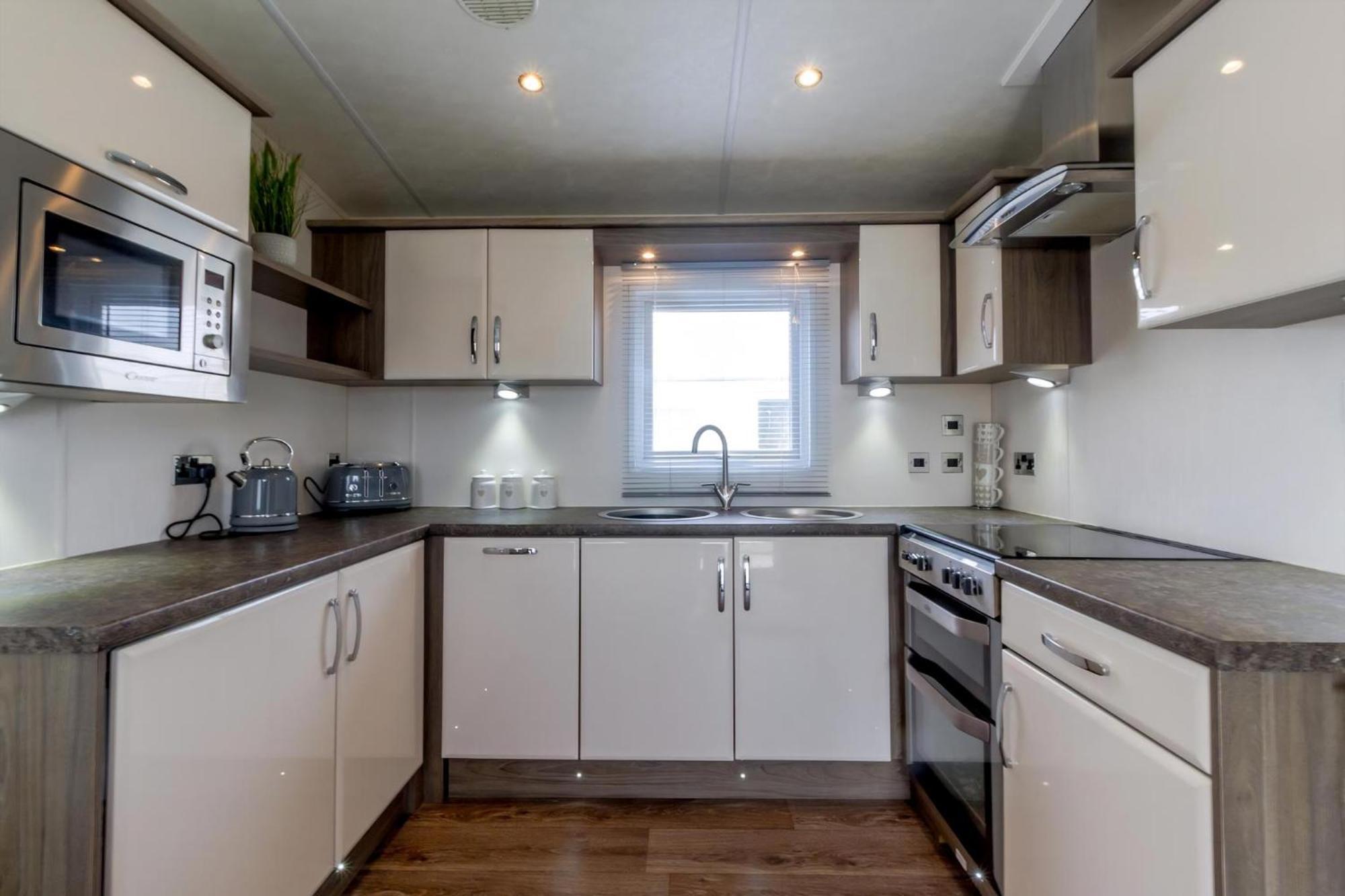 Beautiful 6 Berth Caravan By The Beach In Suffolk Ref 40076Nd 洛斯托夫特 外观 照片